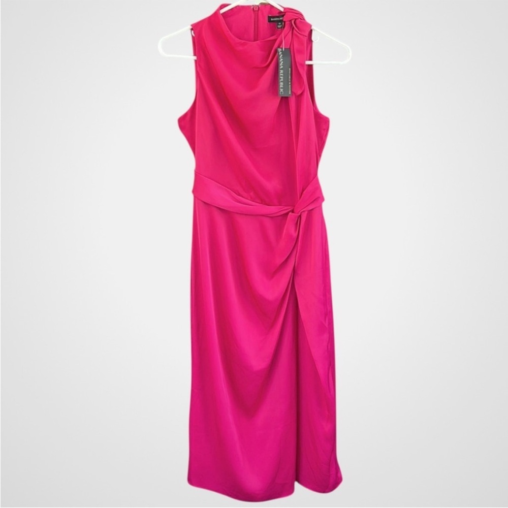 NWT Banana Republic Tie Neck Sleeveless
Sheath Midi Dress Fuchsia size 0